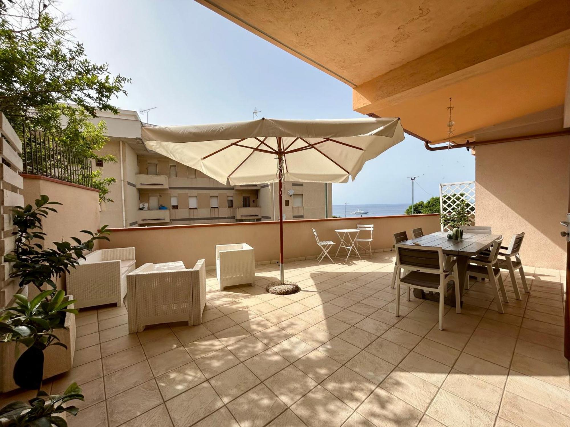 Arcobaleno Tropea Centro Bed & Breakfast Exterior photo