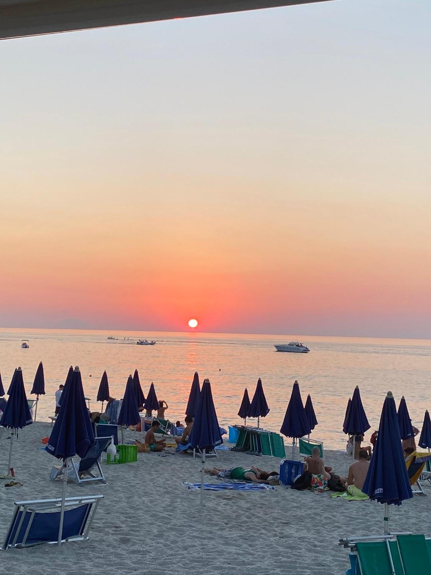 Arcobaleno Tropea Centro Bed & Breakfast Exterior photo