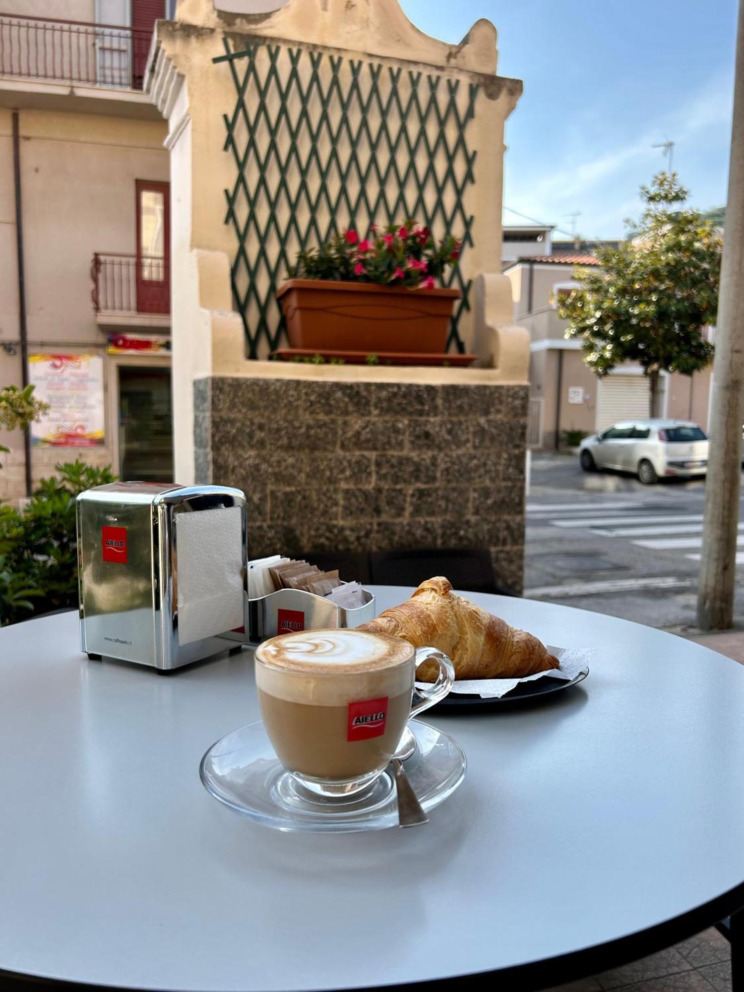 Arcobaleno Tropea Centro Bed & Breakfast Exterior photo