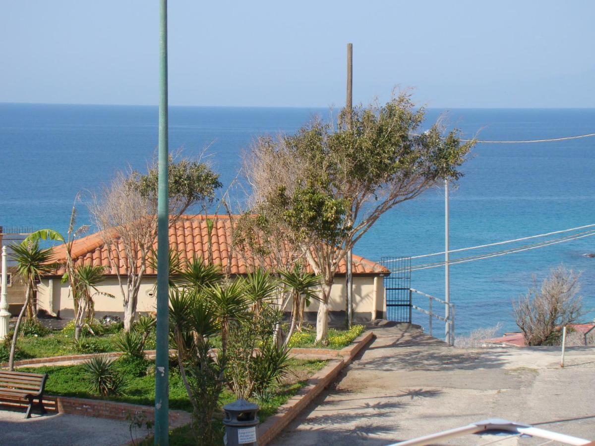 Arcobaleno Tropea Centro Bed & Breakfast Exterior photo